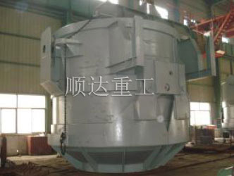        廢鋼料籃(lan)的制造 大件公(gōng)司發運碼頭     廢(fèi)鋼料籃調試 大(dà)件公司發運碼(mǎ)頭        料籃成品待(dai)檢 廢鋼料籃在(zài)上海港待裝船(chuan)